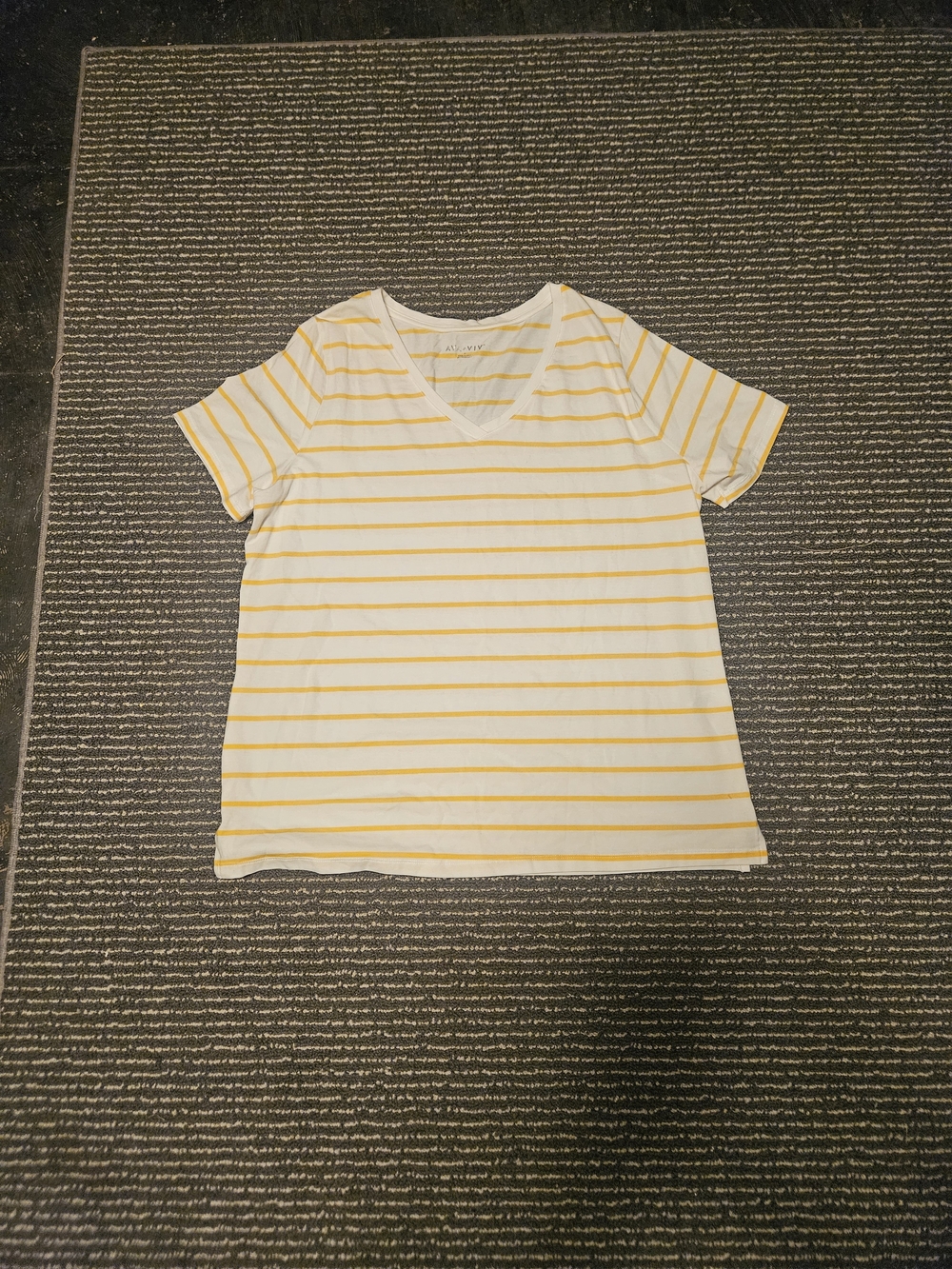 🤑Ava & Viv White and Yellow Striped V-Neck Tee
